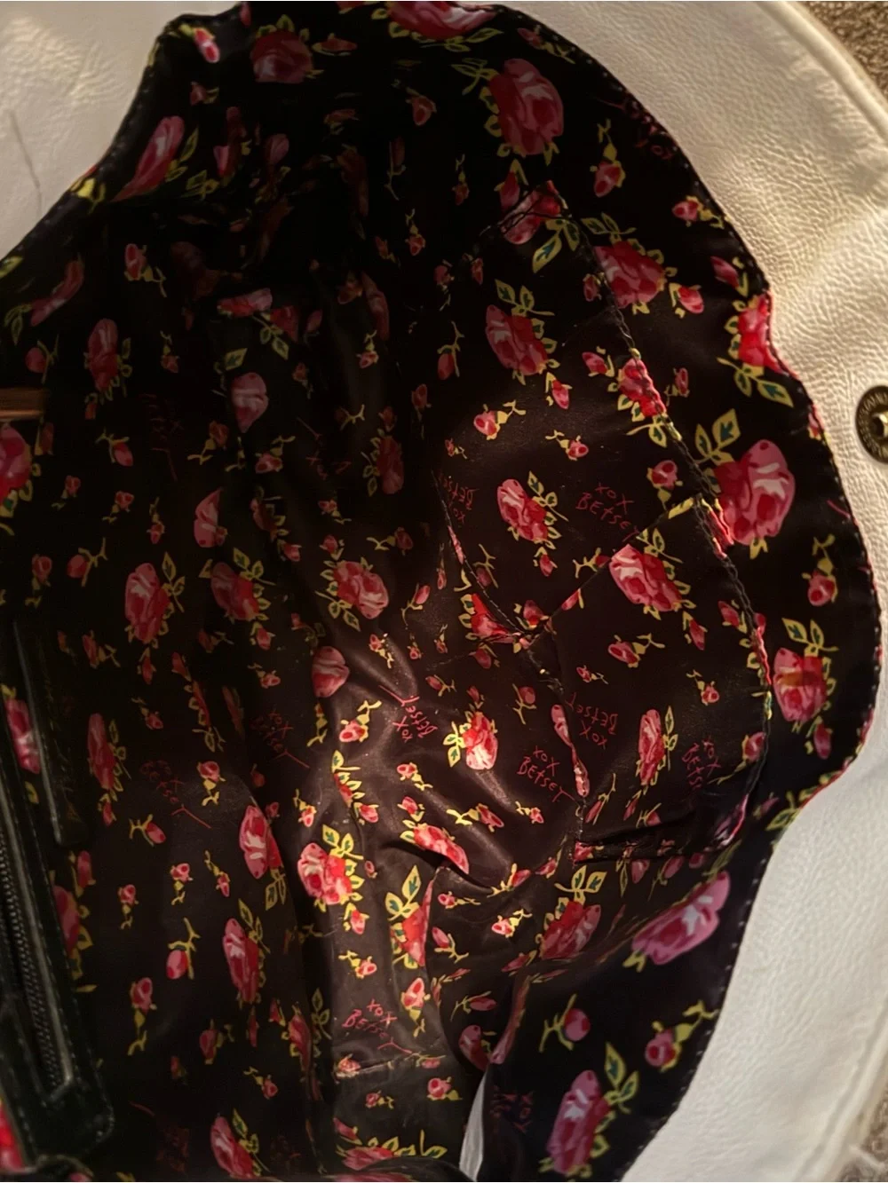 Betsey Johnson bold black
